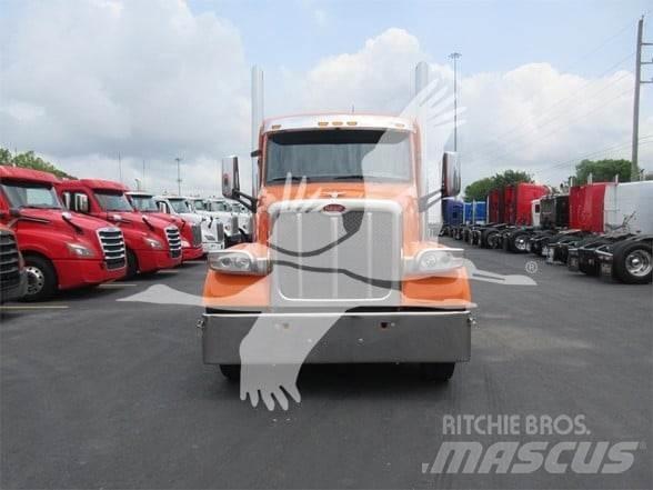 Peterbilt 567 Trekkvogner