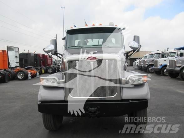 Peterbilt 567 Trekkvogner