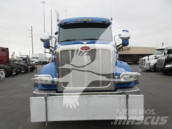 Peterbilt 567 Trekkvogner