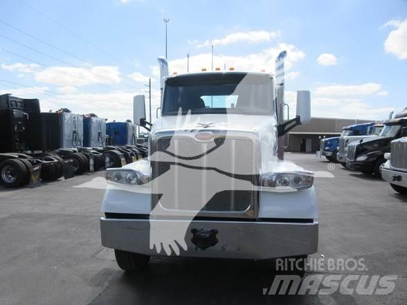 Peterbilt 567 Trekkvogner