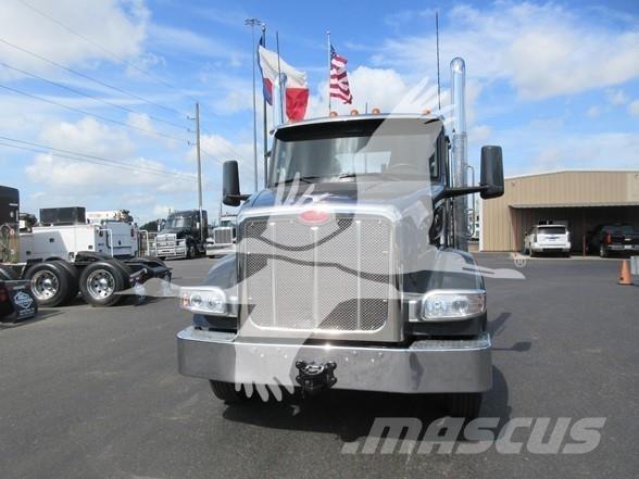 Peterbilt 567 Trekkvogner