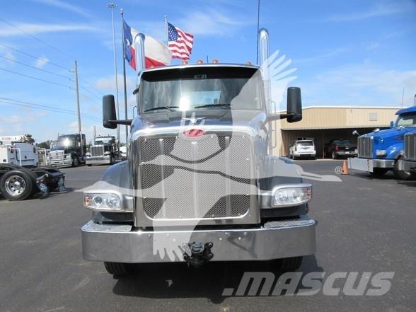 Peterbilt 567 Trekkvogner