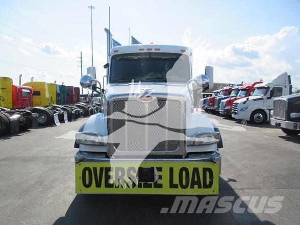 Peterbilt 567 Trekkvogner