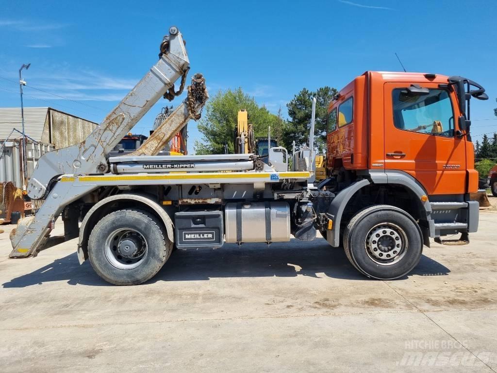 Mercedes-Benz 1833 Containerbil