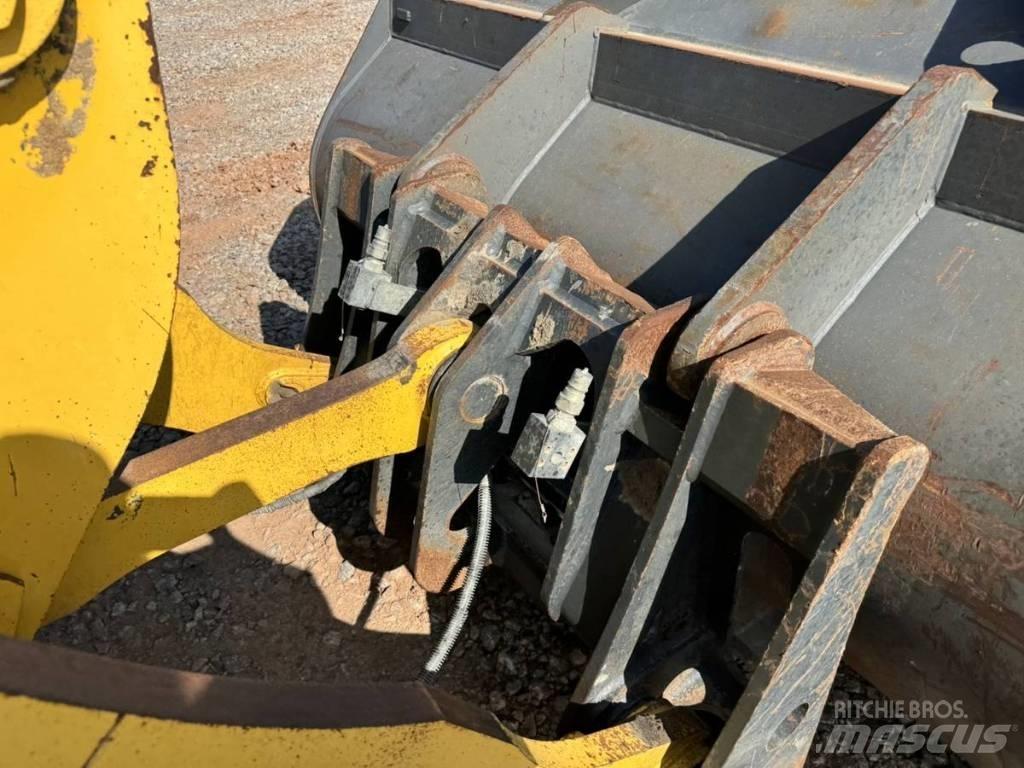 Komatsu WA 320 Hjullastere