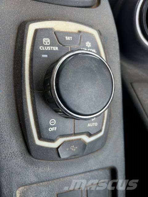 Hyundai HX 140 L Beltegraver