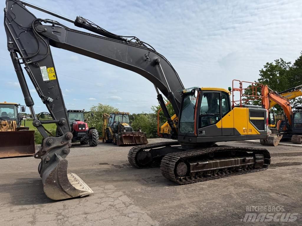 Volvo EC 300 EL Beltegraver