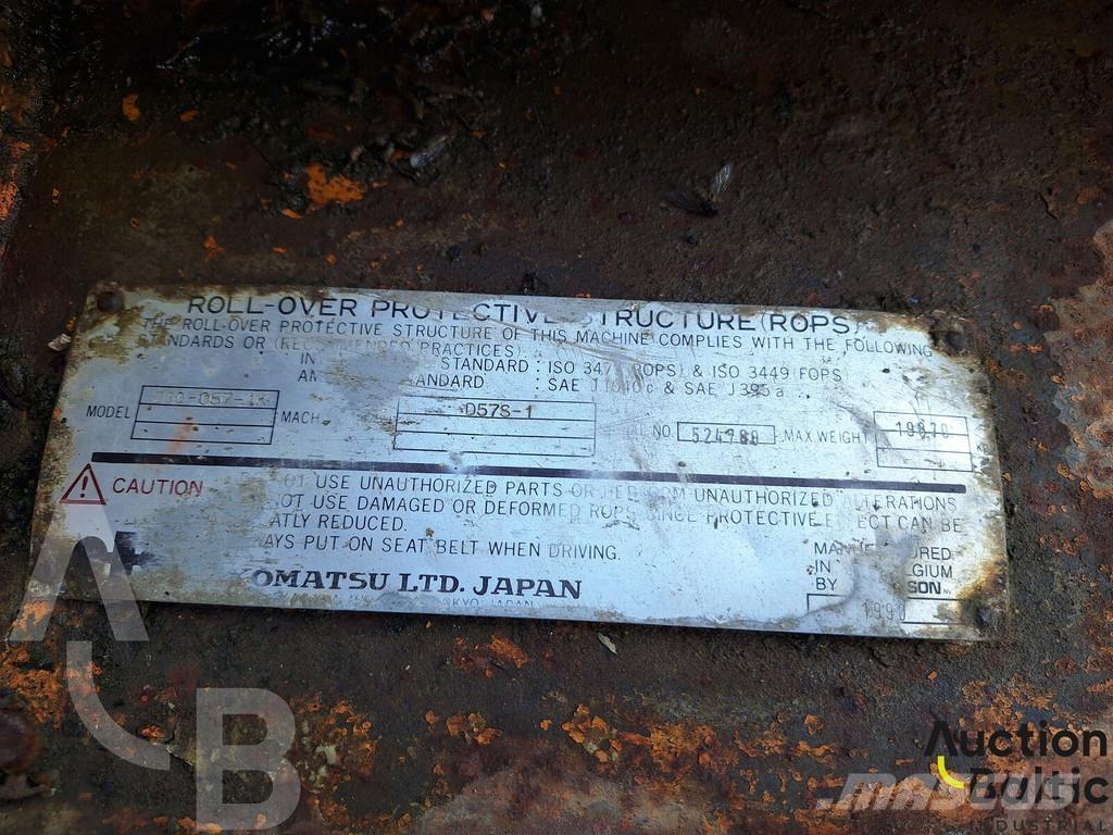 Komatsu D57S-1 Beltelastere