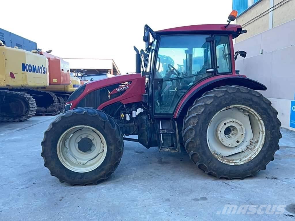 Valtra A134 Traktorer