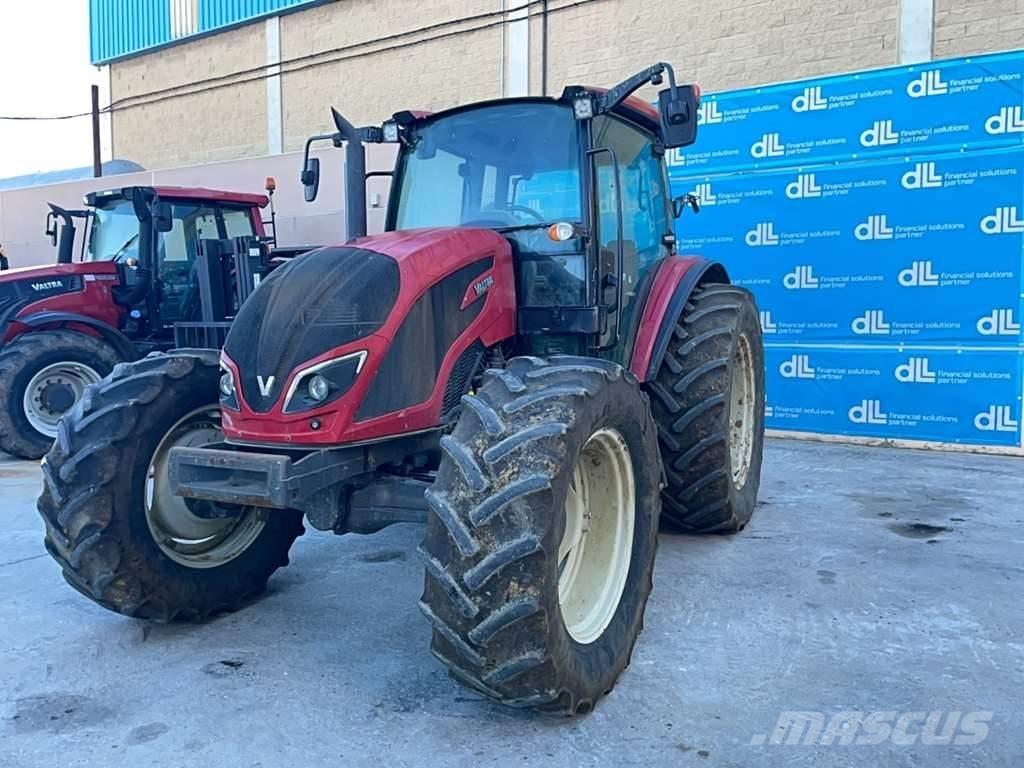 Valtra A134 Traktorer