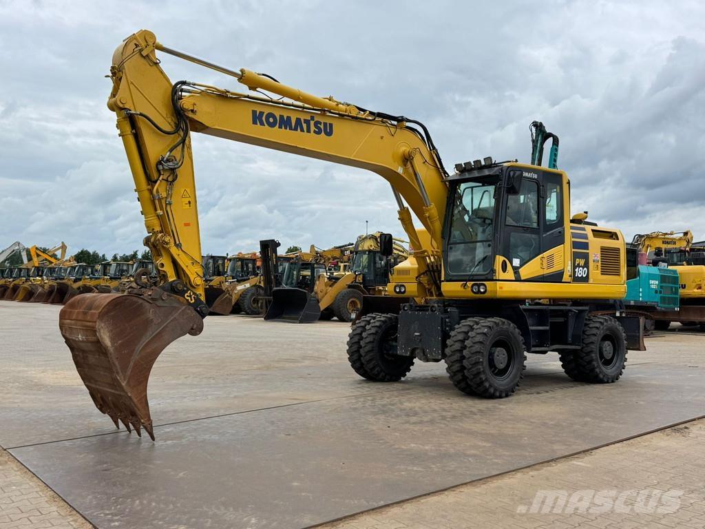 Komatsu PW180-11 Hjulgravere