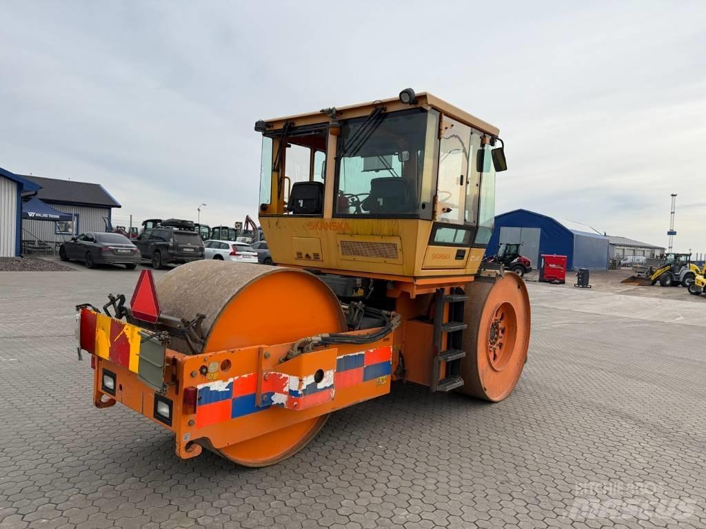 Dynapac CS 142 Tandem Valser