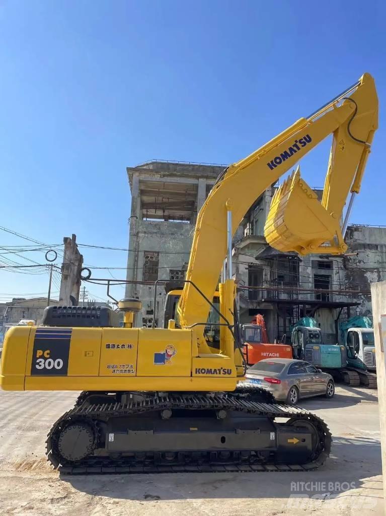 Komatsu PC 300 LC-7 Beltegraver