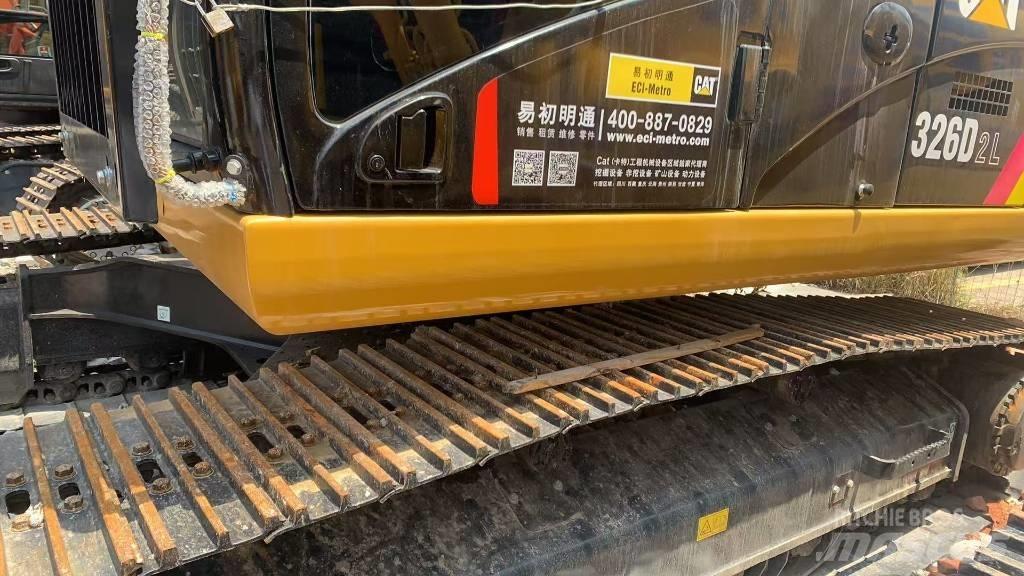 CAT 326 F Beltegraver