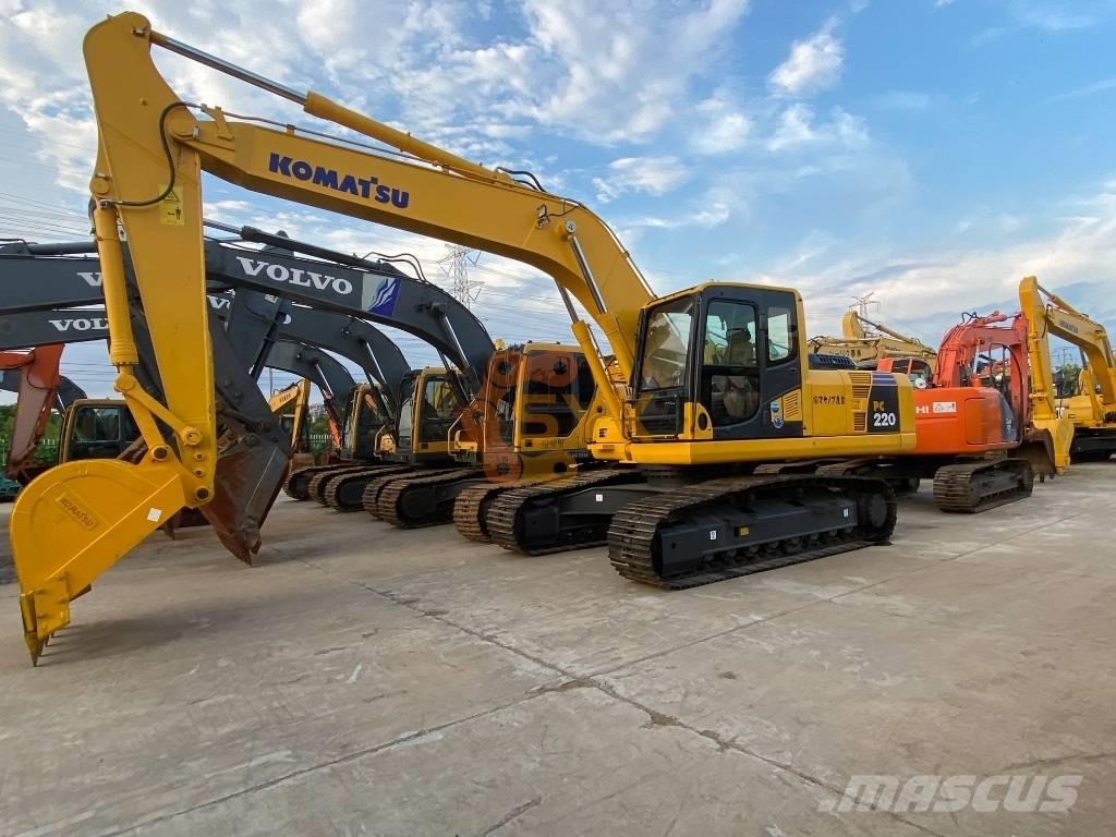 Komatsu PC 220-8 Beltegraver