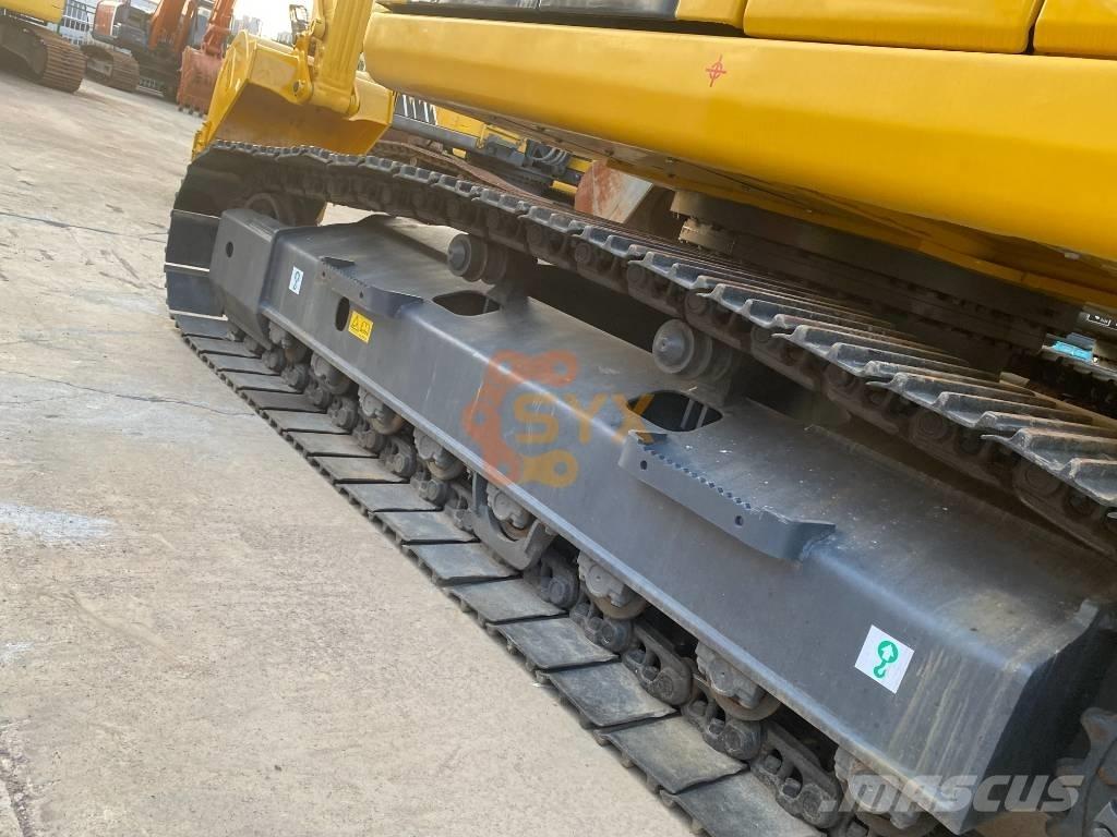 Komatsu PC 220-8 Beltegraver
