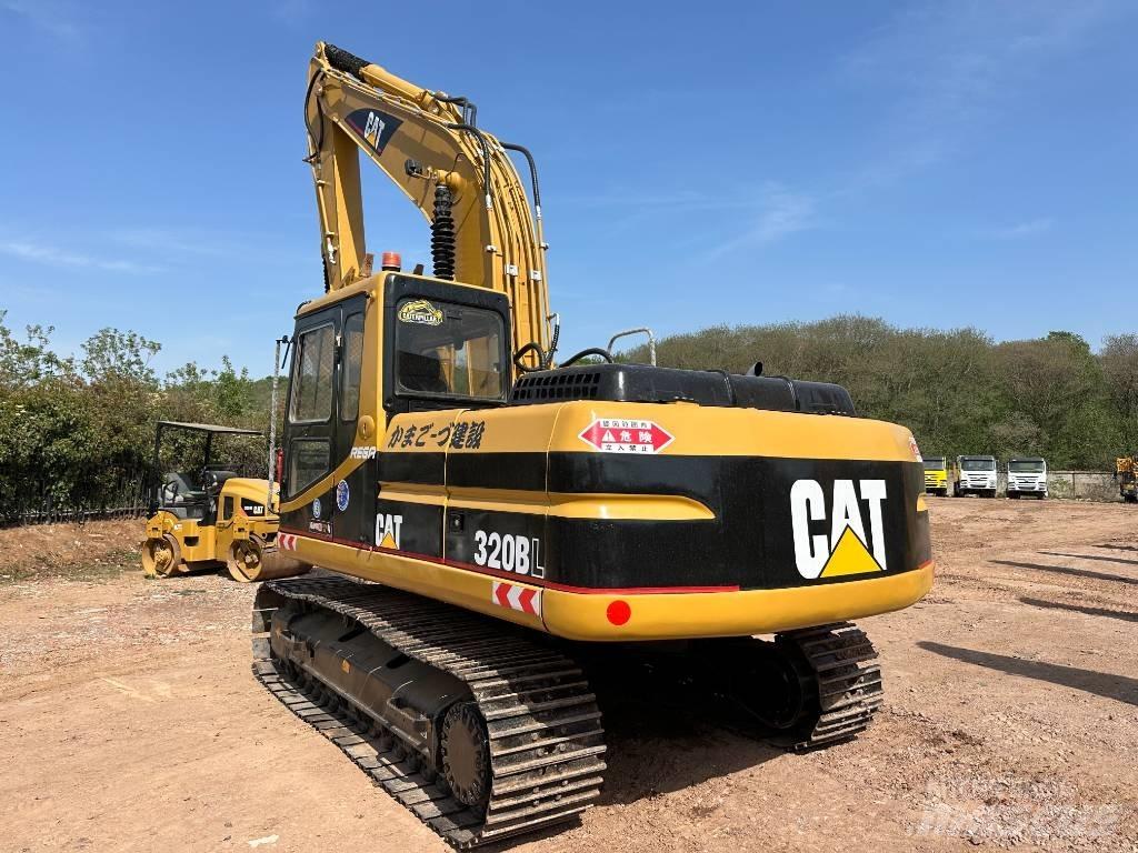 CAT 320 B L Beltegraver