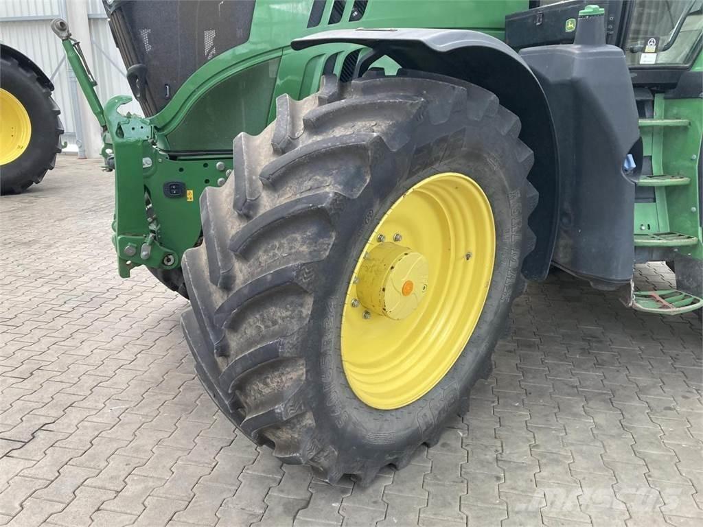 John Deere 6195R Traktorer
