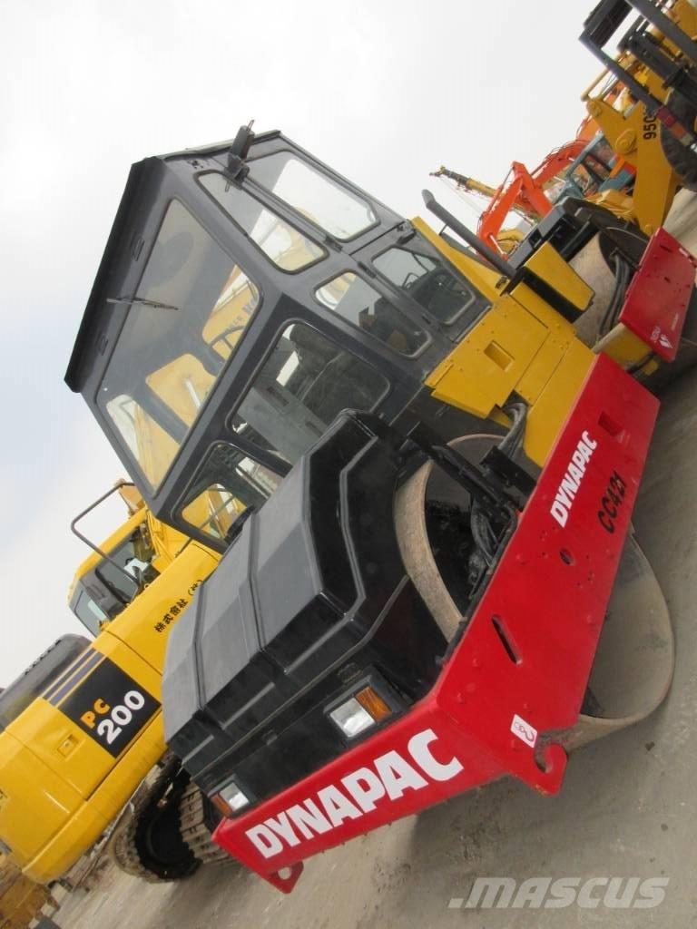 Dynapac CC 421 Tandem Valser