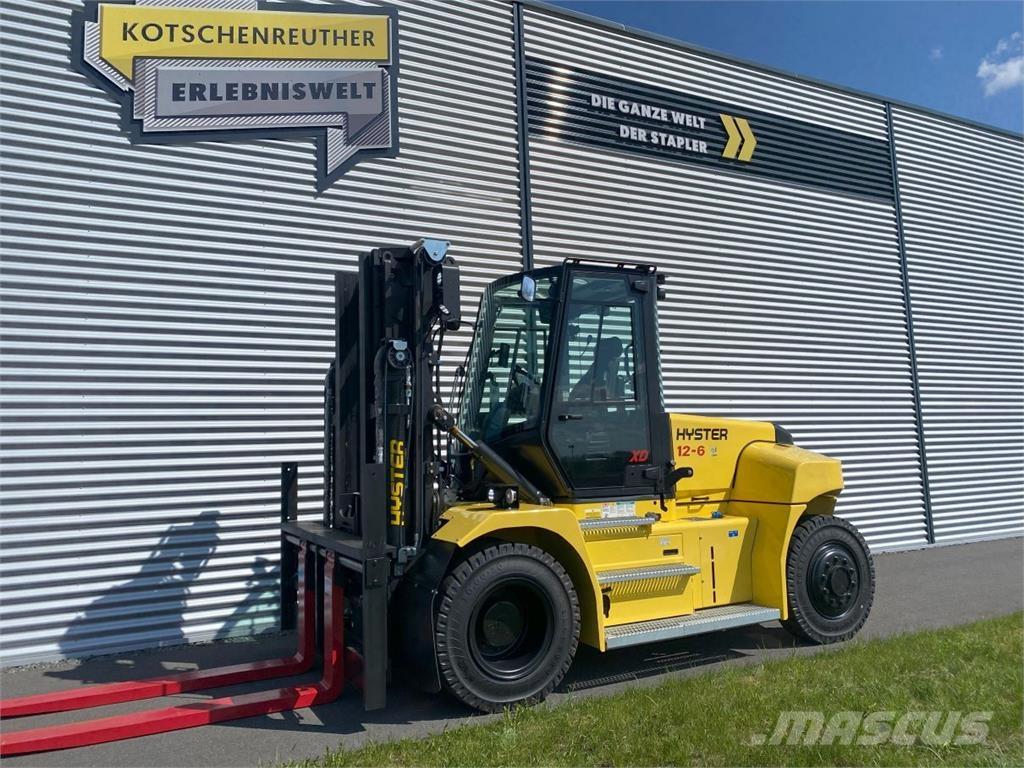 Hyster H12XD6 Diesel Trucker