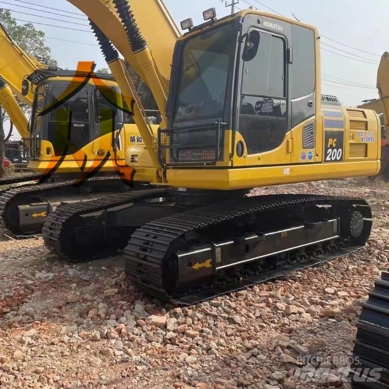 Komatsu PC 200 Beltegraver