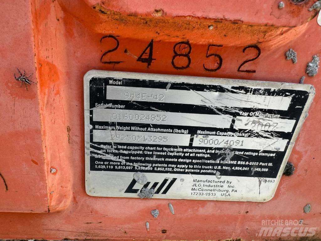JLG 944 E-42 Teleskoplastere