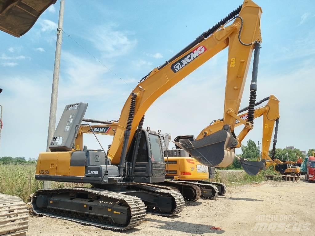 XCMG XE 215 DA Midigravere 7 - 12t
