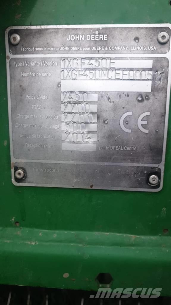 John Deere F 450 Rundballepresser