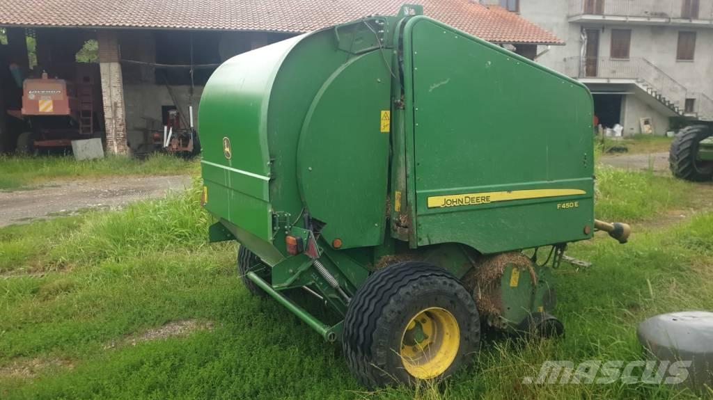 John Deere F 450 Rundballepresser