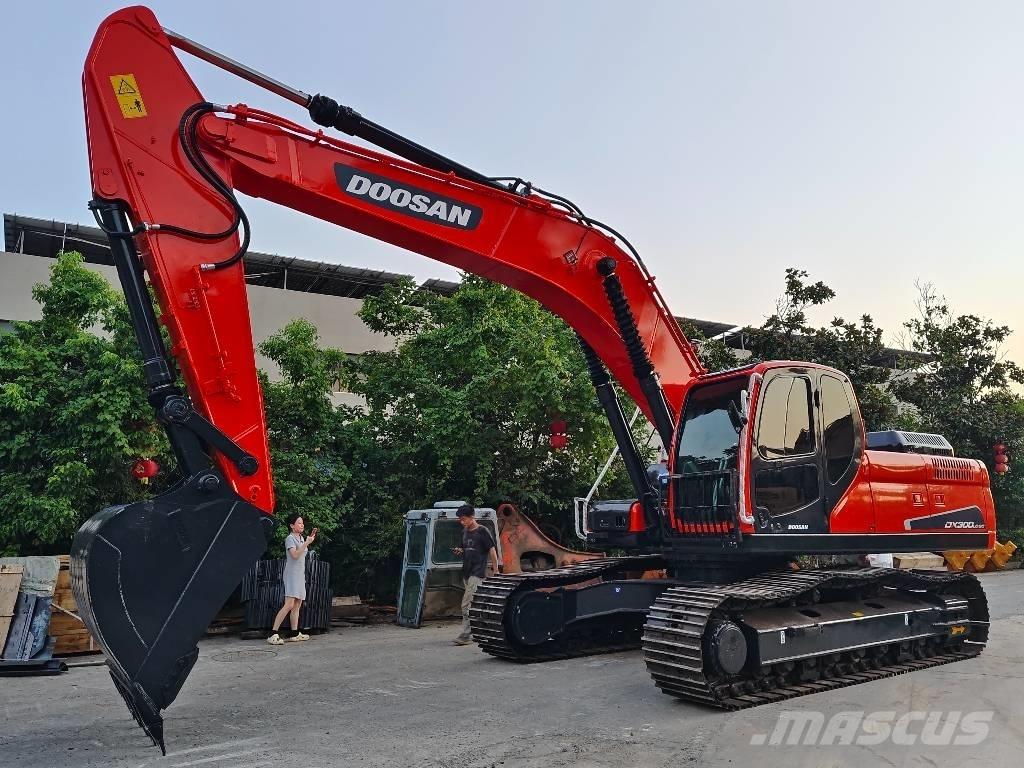 Doosan DX 300 LC-9C Beltegraver