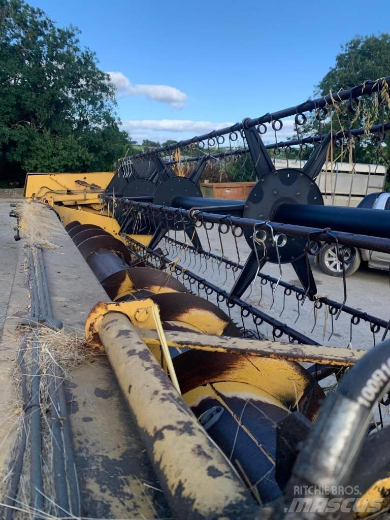 New Holland TX 34 Skurtreskere