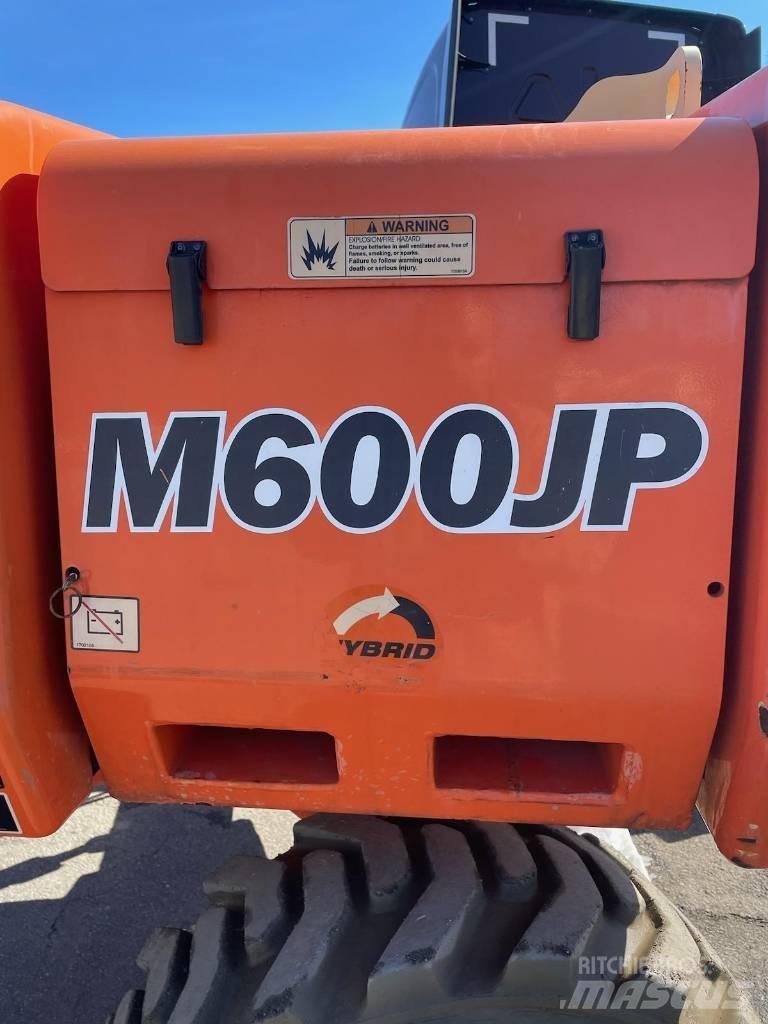 JLG M-600-JP Leddede bomlifter