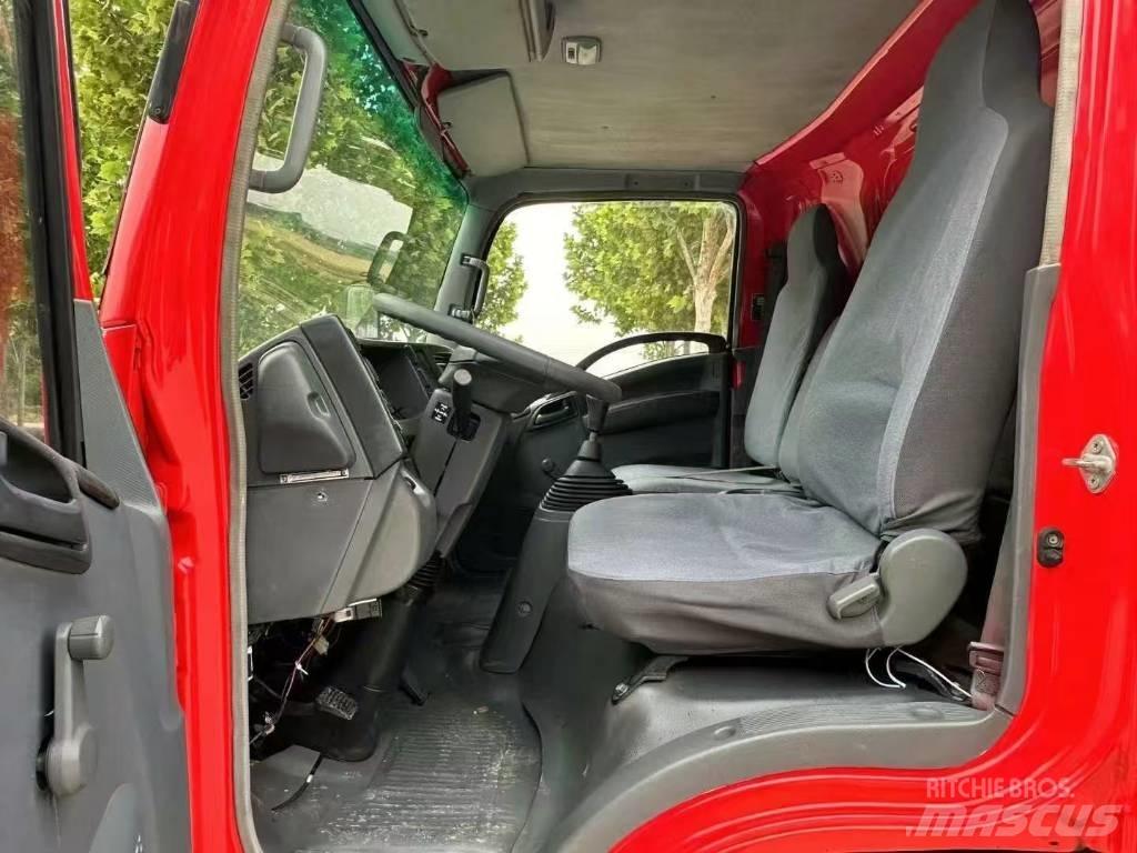 Isuzu ELF Kommunalt / generelt kjøretøy