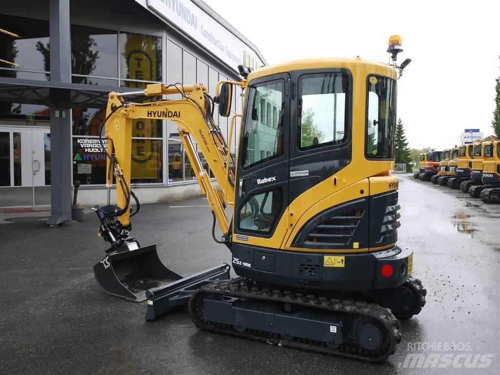 Hyundai R25Z-9AK Minigravere <7t