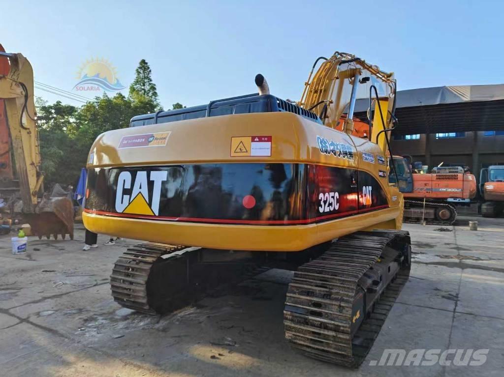 CAT 325 C Beltegraver