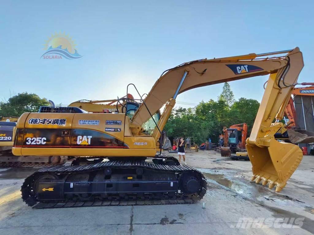 CAT 325 C Beltegraver