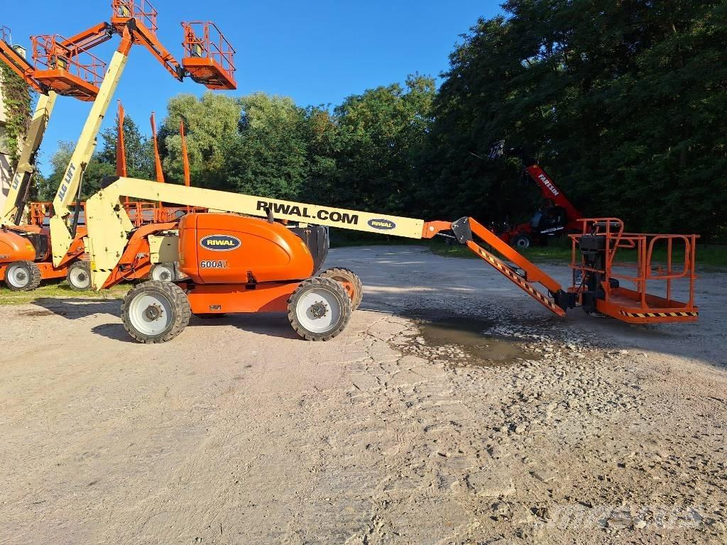 JLG 600AJ Leddede bomlifter