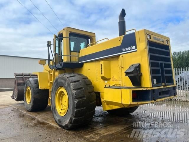 Komatsu WA 600-1 Hjullastere