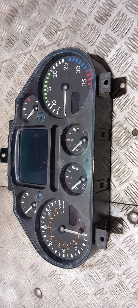 DAF LF 45.    1699391 Lys - Elektronikk
