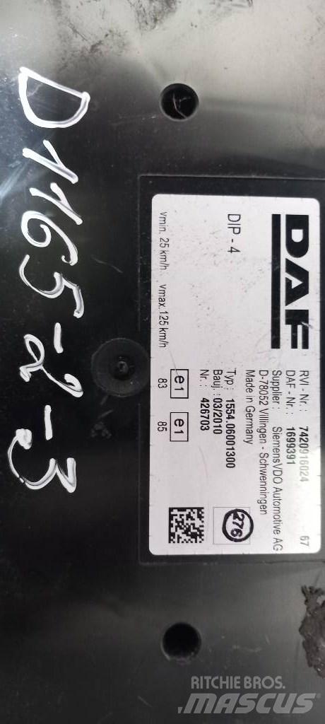 DAF LF 45.    1699391 Lys - Elektronikk