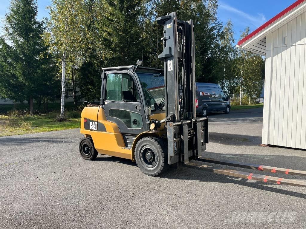 CAT DP50nt Diesel Trucker