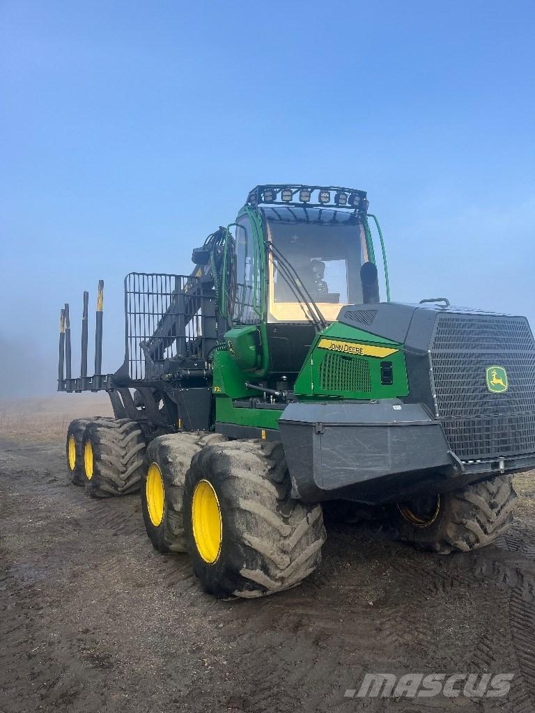 John Deere 910G Lassbærere
