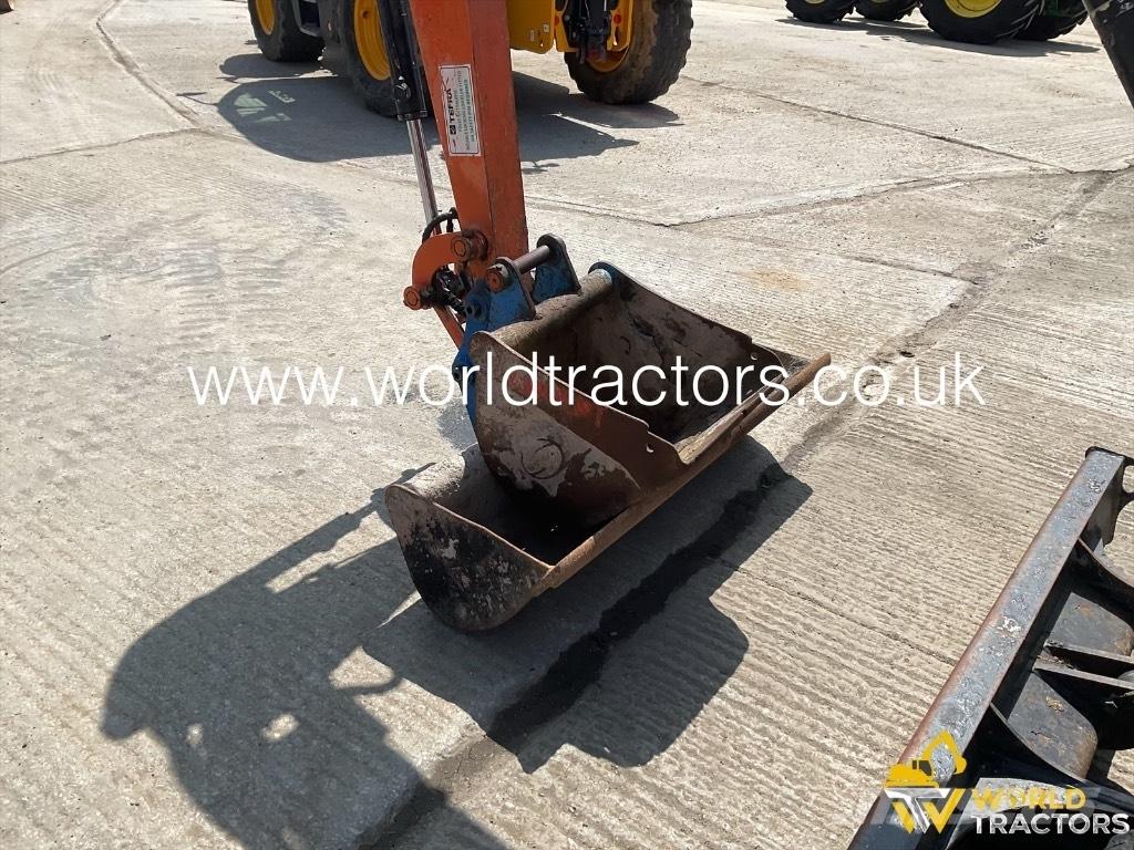 Hitachi ZX 26 U-5A Minigravere <7t