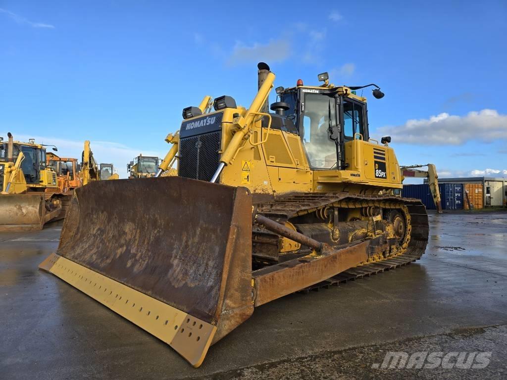 Komatsu D85PX-18 Dozere Beltegående