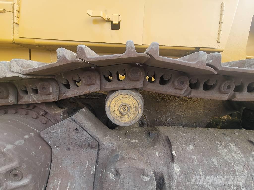 CAT 973 Beltelastere