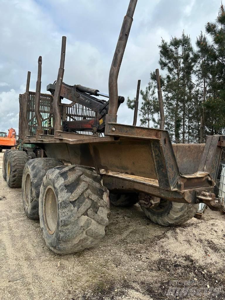 Timberjack 1210 B Lassbærere