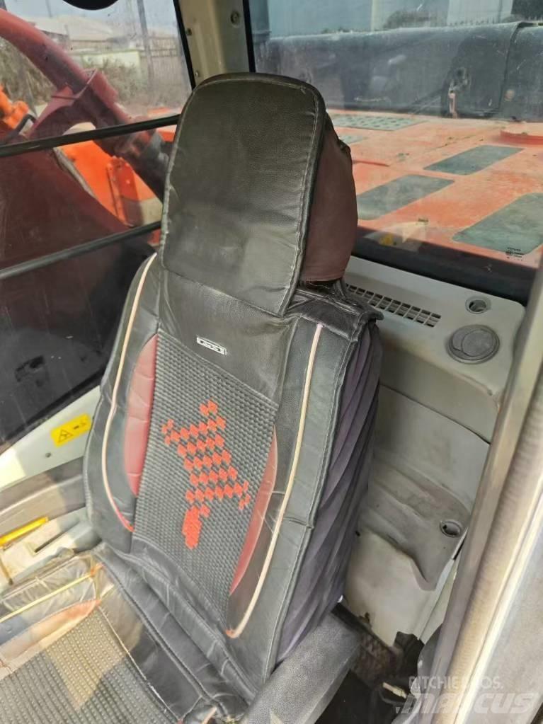 Hitachi 470 Beltegraver