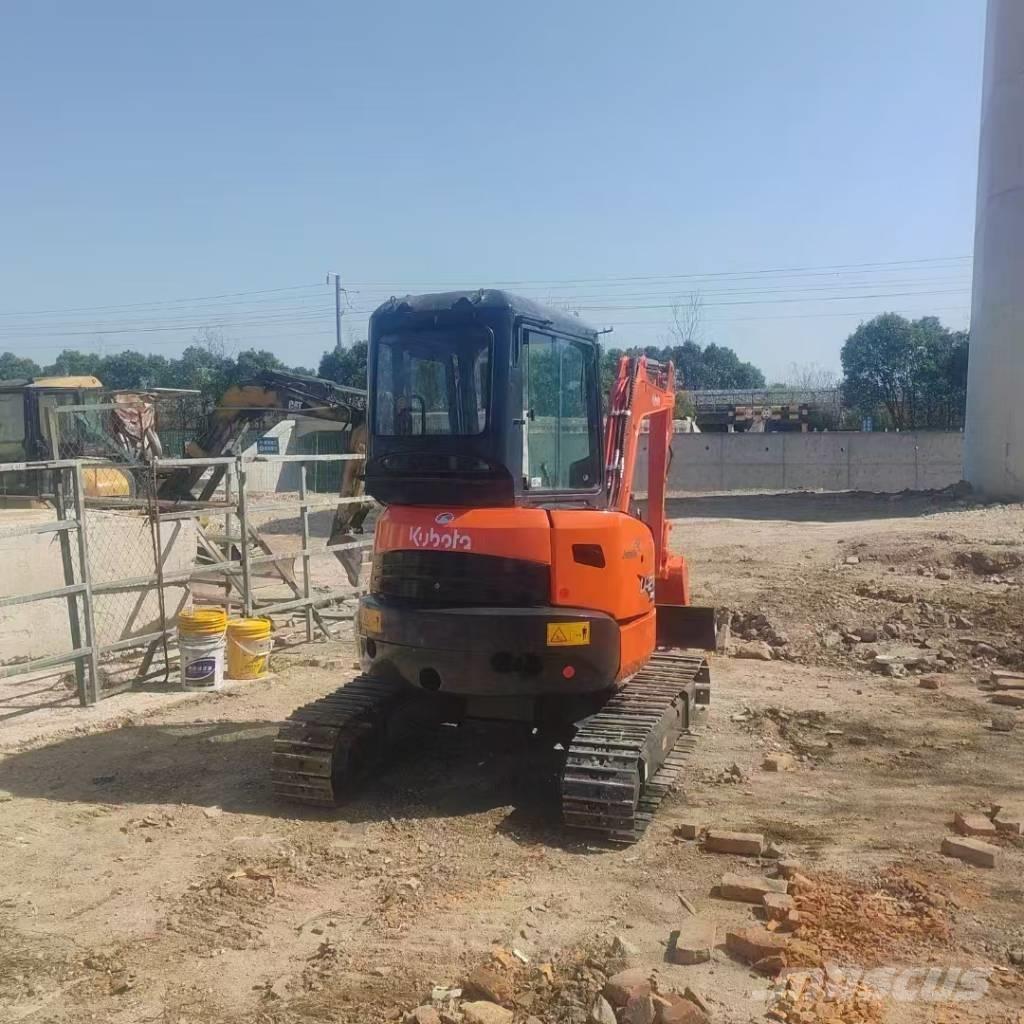 Kubota U 27 Minigravere <7t