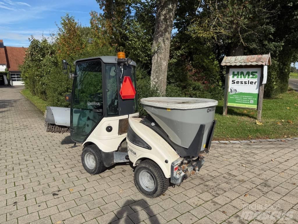 Egholm 2250 MPV/redskapsbærer