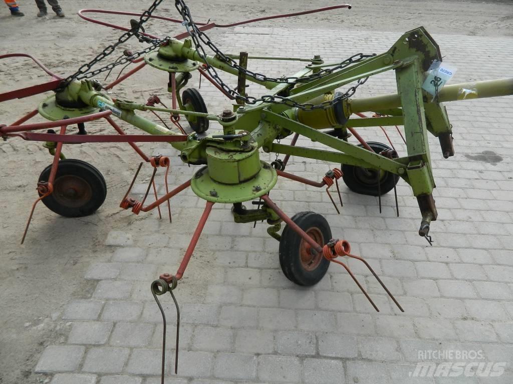 CLAAS 4 Raker og høyvendere